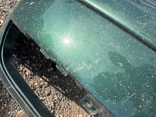 bontott VW BORA Első Lökhárító (Üresen)