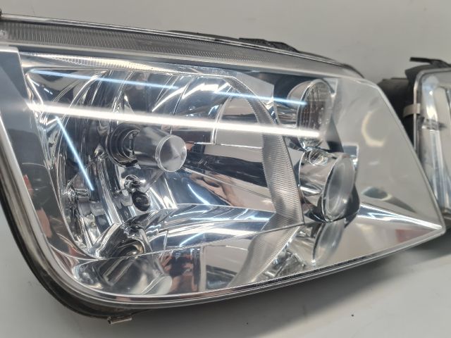 bontott VW BORA Fényszóró Pár