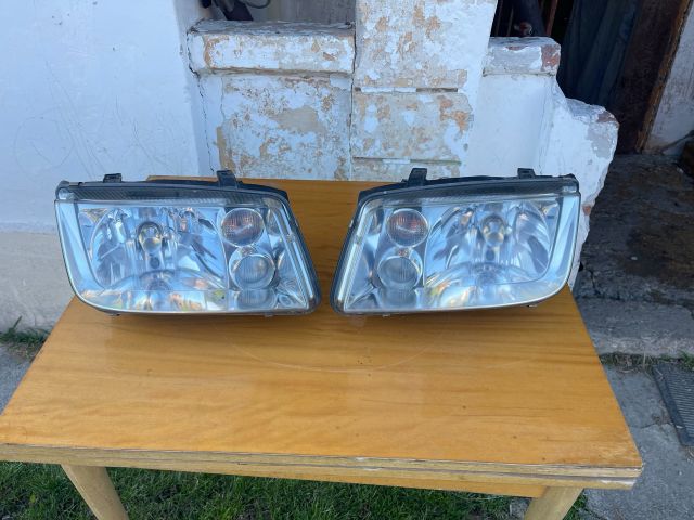 bontott VW BORA Fényszóró Pár