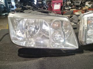 bontott VW BORA Fényszóró Pár