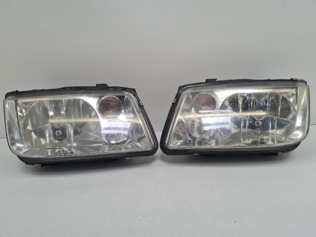 bontott VW BORA Fényszóró Pár