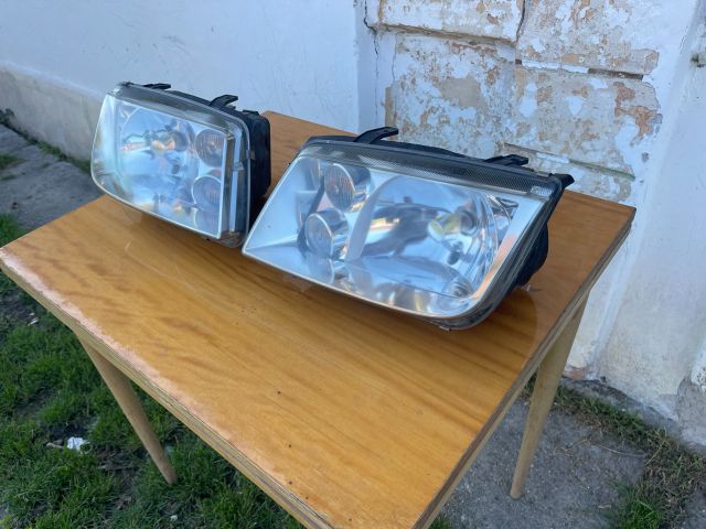 bontott VW BORA Fényszóró Pár