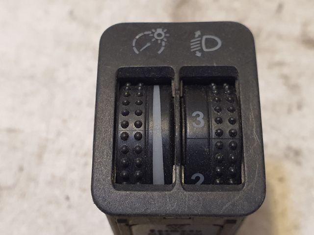 bontott VW BORA Fényszórómagasság Állító Kapcsoló