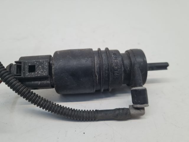 bontott VW BORA Fényszórómosó Fúvóka (Pozíciófüggetlen)