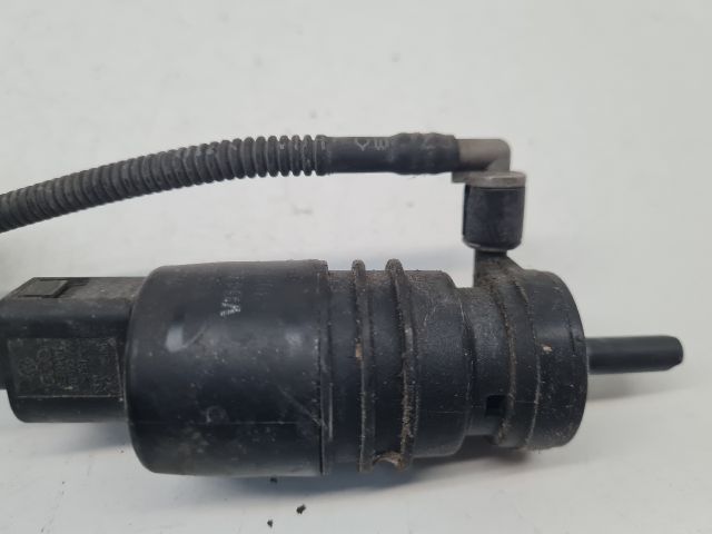 bontott VW BORA Fényszórómosó Fúvóka (Pozíciófüggetlen)