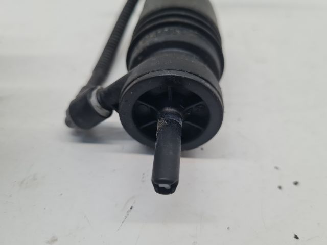 bontott VW BORA Fényszórómosó Fúvóka (Pozíciófüggetlen)