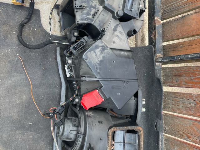 bontott VW BORA Fűtés Box