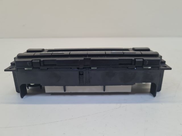 bontott VW BORA Fűtéskapcsoló (digit klímás)