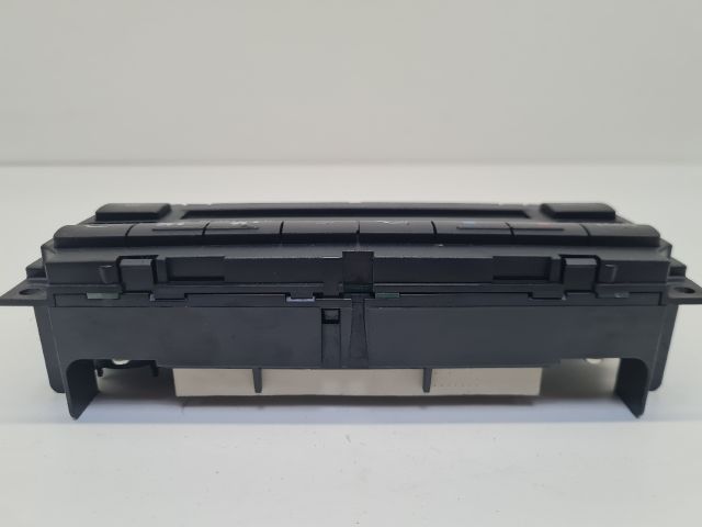 bontott VW BORA Fűtéskapcsoló (digit klímás)