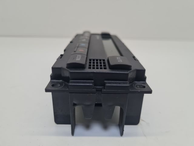 bontott VW BORA Fűtéskapcsoló (digit klímás)