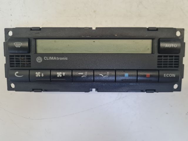 bontott VW BORA Fűtéskapcsoló (digit klímás)