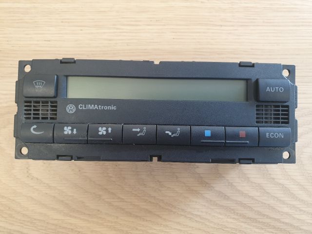 bontott VW BORA Fűtéskapcsoló (digit klímás)