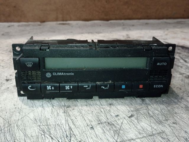 bontott VW BORA Fűtéskapcsoló (digit klímás)