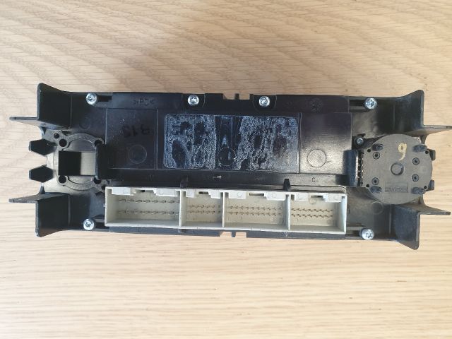 bontott VW BORA Fűtéskapcsoló (digit klímás)