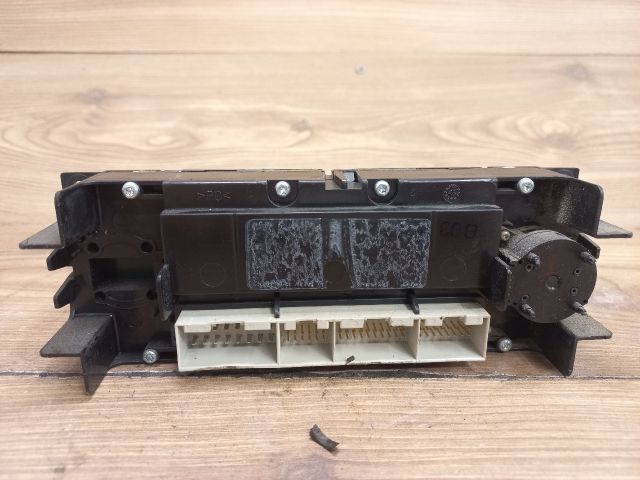 bontott VW BORA Fűtéskapcsoló (digit klímás)