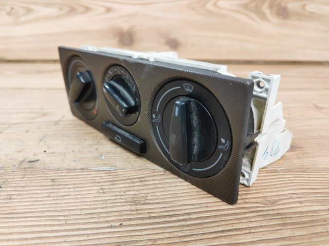 bontott VW BORA Fűtéskapcsoló (Nem klímás)