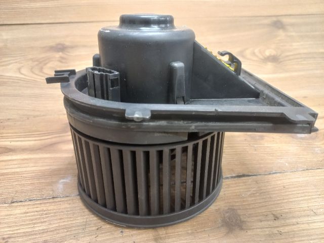 bontott VW BORA Fűtőmotor (Klímás)