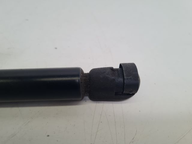 bontott VW BORA Gázrugós Kitámasztó Teleszkóp Csomagtérajtó (Pozíciófüggetlen)