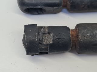 bontott VW BORA Gázrugós Kitámasztó Teleszkóp Pár Csomagtérajtó