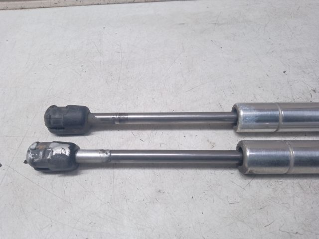 bontott VW BORA Gázrugós Kitámasztó Teleszkóp Pár Csomagtérajtó