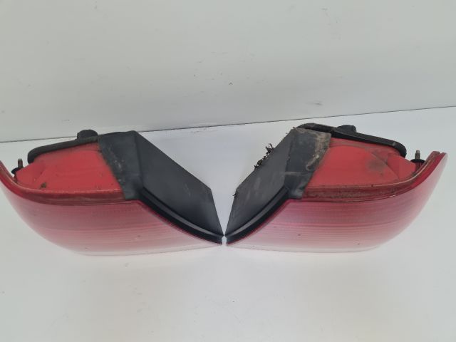 bontott VW BORA Hátsó Lámpa Szett