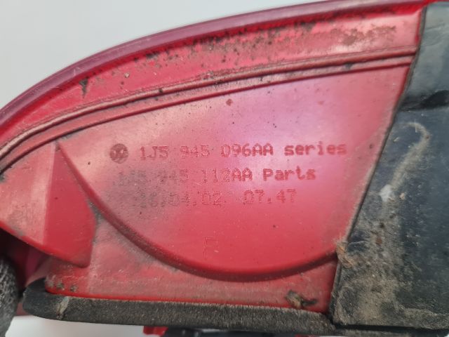 bontott VW BORA Hátsó Lámpa Szett