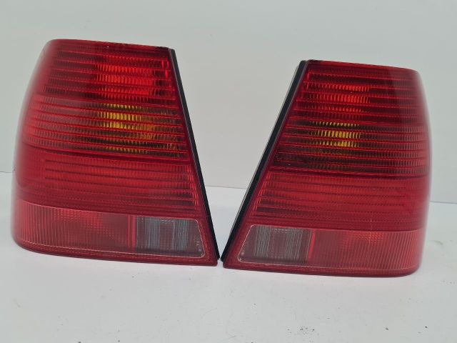 bontott VW BORA Hátsó Lámpa Szett