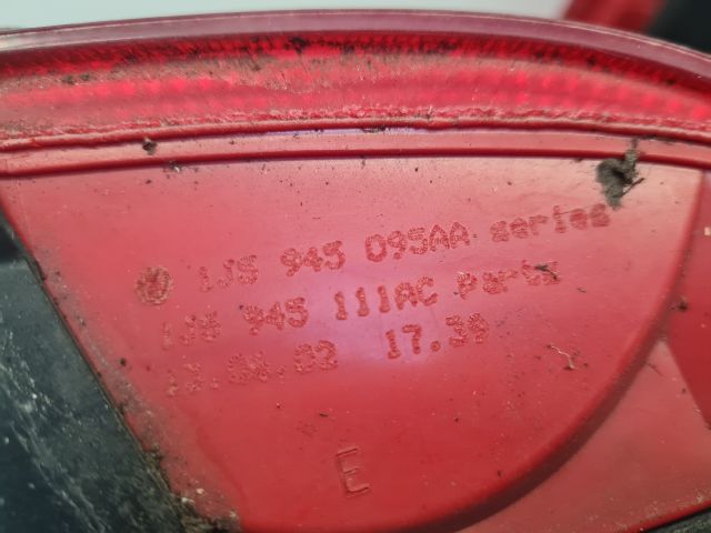 bontott VW BORA Hátsó Lámpa Szett