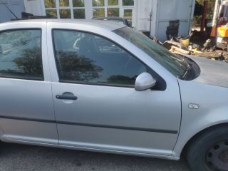 bontott VW BORA Hátsó Lökhárító (Részeivel)