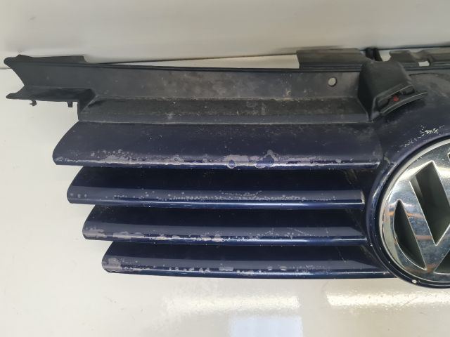 bontott VW BORA Hűtőrács