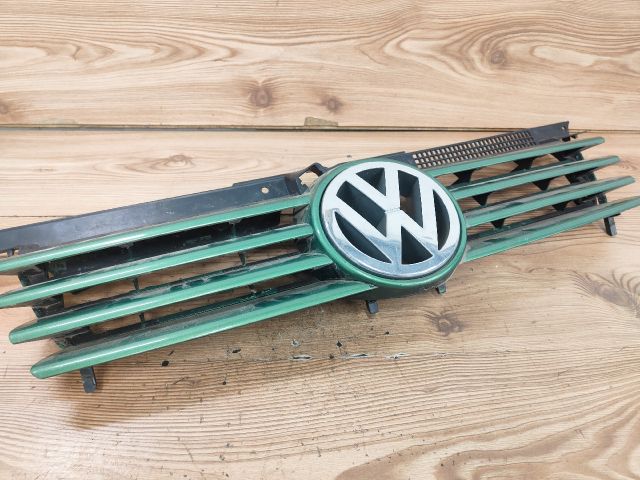 bontott VW BORA Hűtőrács