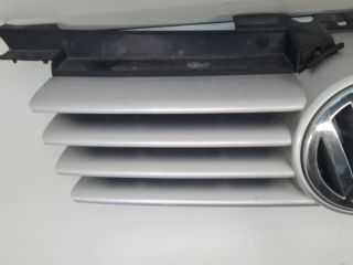 bontott VW BORA Hűtőrács