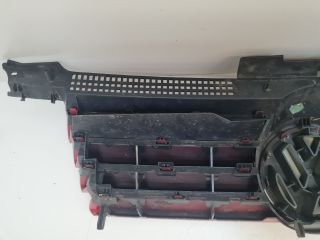 bontott VW BORA Hűtőrács
