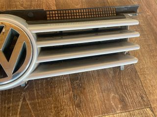 bontott VW BORA Hűtőrács