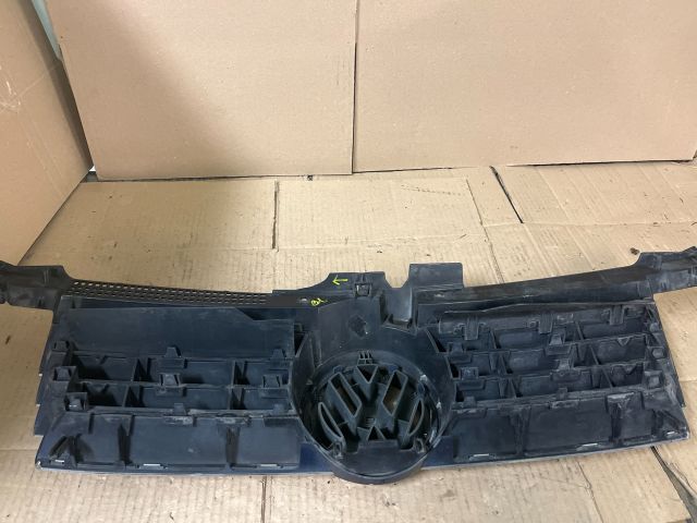 bontott VW BORA Hűtőrács