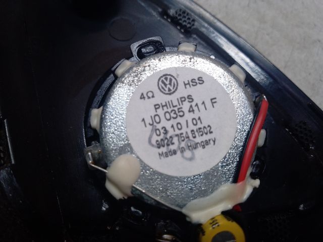 bontott VW BORA Jobb A Oszlop Hangszóró Burkolat