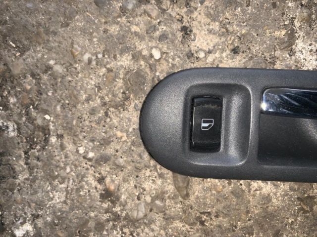 bontott VW BORA Jobb első Ablakemelő Kapcsoló