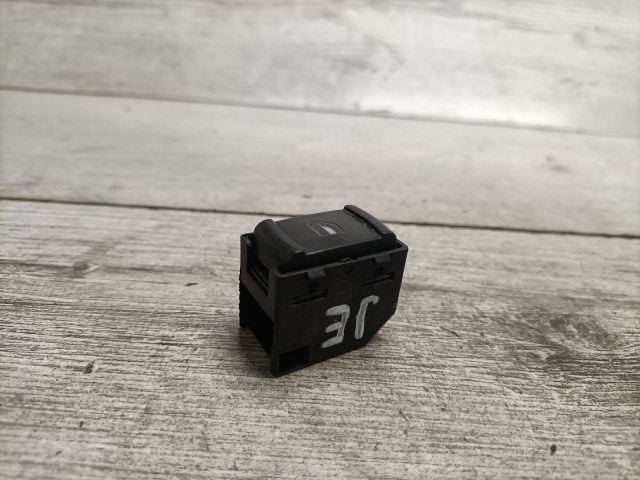 bontott VW BORA Jobb első Ablakemelő Kapcsoló