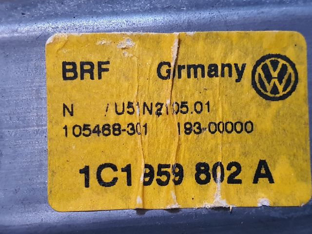 bontott VW BORA Jobb első Ablakemelő Motor