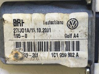 bontott VW BORA Jobb első Ablakemelő Motor