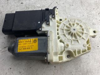 bontott VW BORA Jobb első Ablakemelő Motor