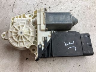 bontott VW BORA Jobb első Ablakemelő Motor