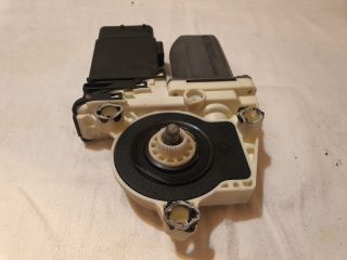 bontott VW BORA Jobb első Ablakemelő Motor