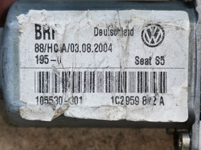 bontott VW BORA Jobb első Ablakemelő Motor