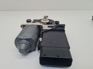 bontott VW BORA Jobb első Ablakemelő Motor