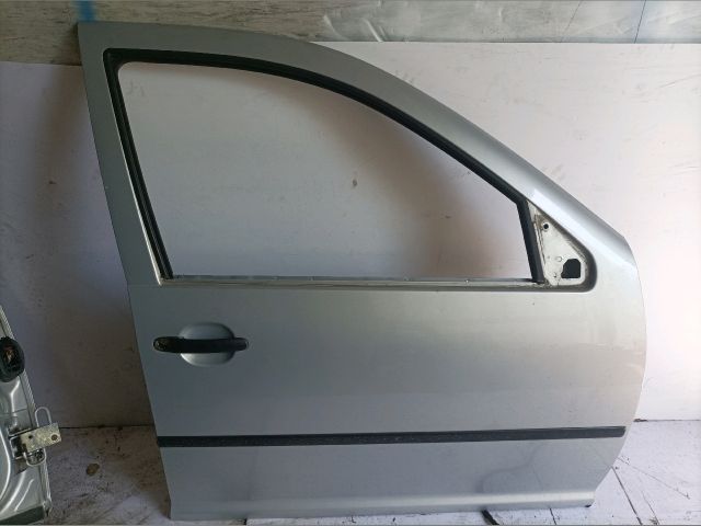 bontott VW BORA Jobb első Ajtó (Üres lemez)