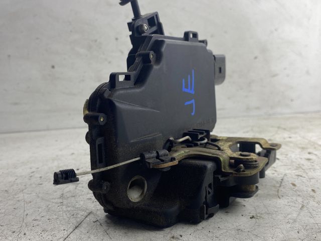 bontott VW BORA Jobb első Ajtózár