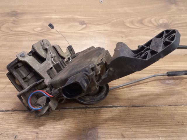 bontott VW BORA Jobb első Ajtózár