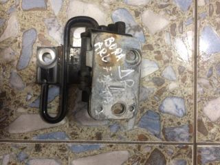 bontott VW BORA Jobb első Alsó Zsanér