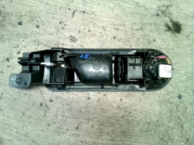 bontott VW BORA Jobb első Belső Kilincs